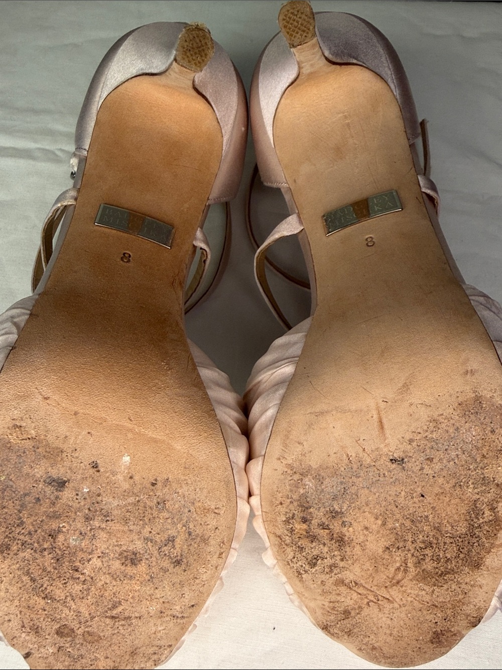 Badgley Mischka Blush Pink Satin Crystal Embellished Heels Size 8 - Picture 8 of 9